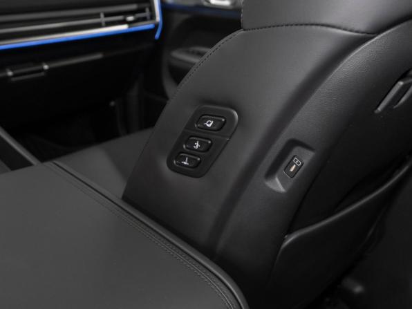 Hyundai Santa Fe V (MX5) с пробегом 2025 года, цена 5 140 000 рублей, 22717 км, внедорожник, Автокод Объявления
