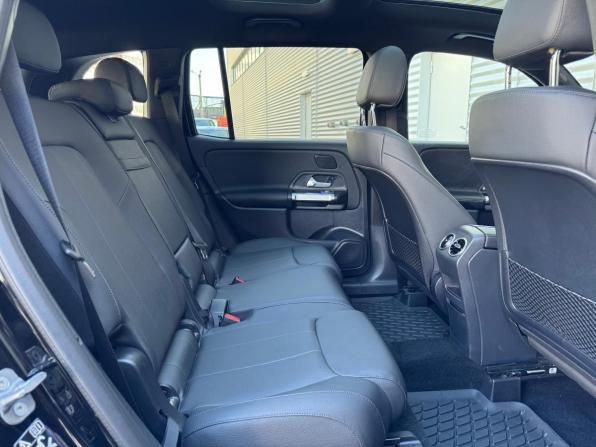 Mercedes-Benz GLB I (X247) Рестайлинг с пробегом 2023 года, цена 4 790 000 рублей, 12935 км, внедорожник, Автокод Объявления