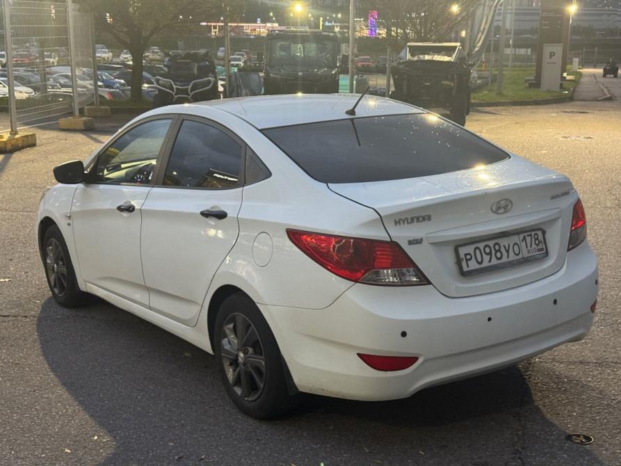 Hyundai Solaris I Санкт-Петербург  - изображение 7