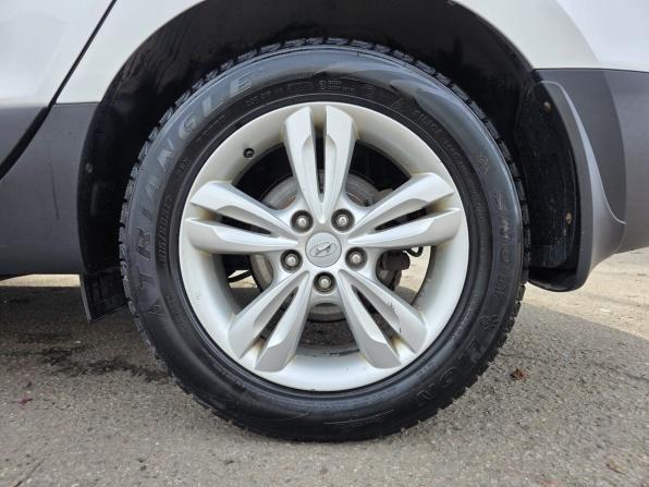 Hyundai ix35 I с пробегом 2012 года, цена 1 220 000 рублей, 111386 км, внедорожник, Автокод Объявления