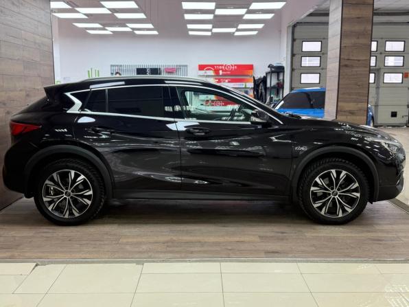 Infiniti QX30 с пробегом 2017 года, цена 2 250 000 рублей, 110940 км, внедорожник, Автокод Объявления