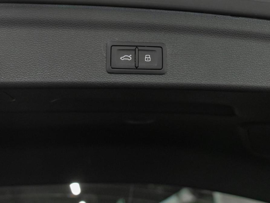 Audi Q3 II (F3) Москва  - изображение 28