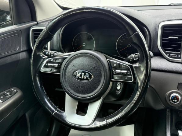 Kia Sportage IV Рестайлинг с пробегом 2018 года, цена 2 040 000 рублей, 68650 км, внедорожник, Автокод Объявления