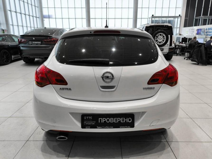 Opel Astra J Казань  - изображение 7