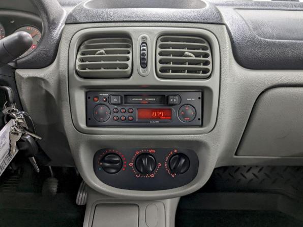 Renault Symbol I Рестайлинг с пробегом 2005 года, цена 550 000 рублей, 43000 км, седан, Автокод Объявления