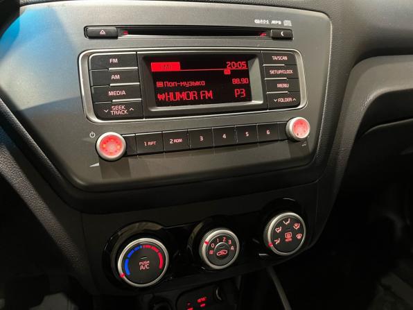 Kia Rio III Рестайлинг с пробегом 2016 года, цена 1 040 000 рублей, 109421 км, седан, Автокод Объявления