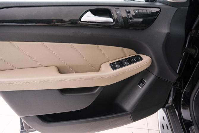 Mercedes-Benz GL-Класс II (X166) с пробегом 2015 года, цена 3 059 000 рублей, 190000 км, внедорожник, Автокод Объявления