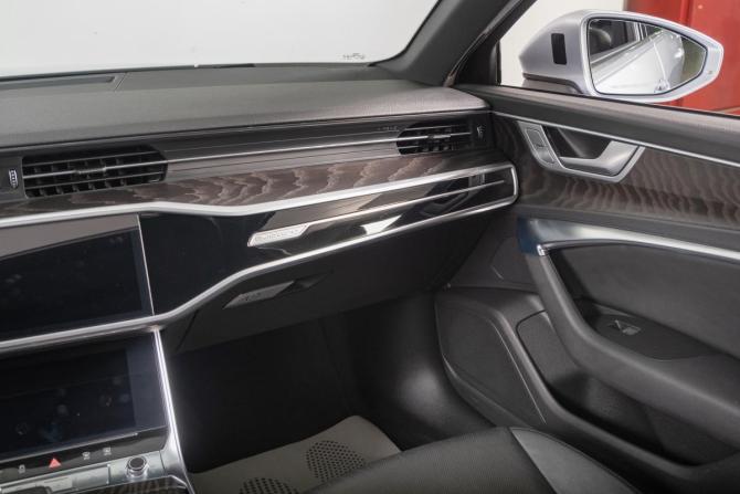 Audi A6 V (C8) с пробегом 2020 года, цена 3 899 000 рублей, 117300 км, седан, Автокод Объявления