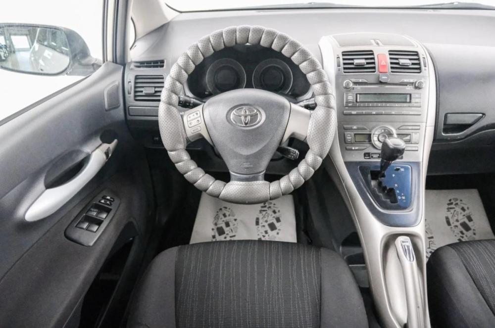 Toyota Auris I Красноярск  - изображение 15