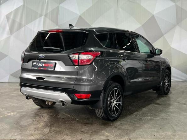 Ford Kuga II Рестайлинг с пробегом 2017 года, цена 1 780 000 рублей, 80400 км, внедорожник, Автокод Объявления