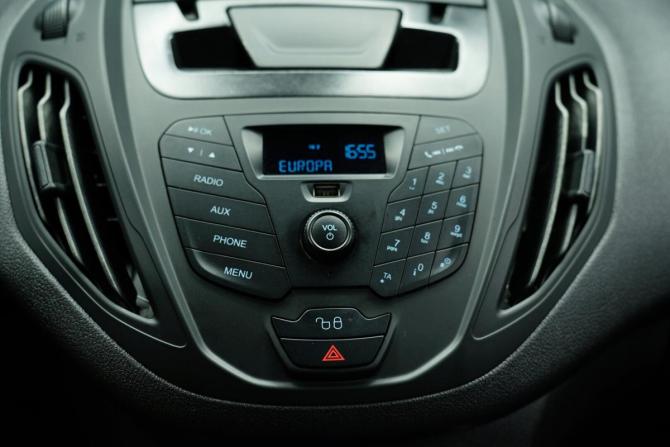 Ford Tourneo Courier I с пробегом 2017 года, цена 1 555 000 рублей, 144000 км, минивэн, Автокод Объявления
