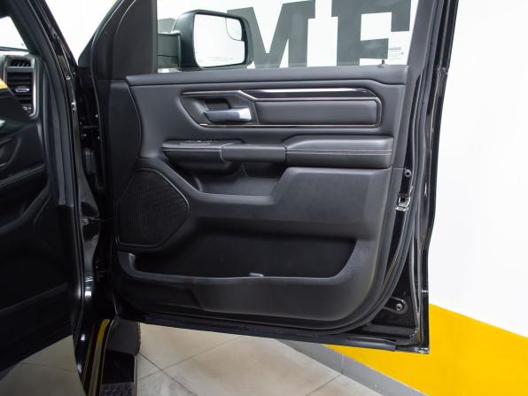Ram 1500 V с пробегом 2022 года, цена 7 999 000 рублей, 7272 км, offers.body_type.unknown, Автокод Объявления