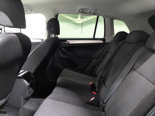 Volkswagen Tiguan II с пробегом 2019 года, цена 1 815 000 рублей, 142000 км, внедорожник, Автокод Объявления