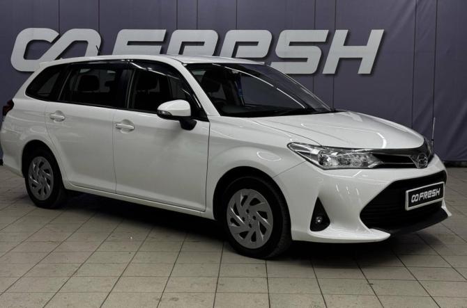 Toyota Corolla XI (E160 E170) Рестайлинг 2 с пробегом 2019 года, цена 1 284 000 рублей, 132082 км, универсал, Автокод Объявления