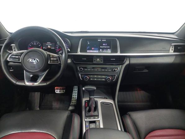 Kia Optima IV Рестайлинг с пробегом 2018 года, цена 2 070 000 рублей, 126113 км, седан, Автокод Объявления