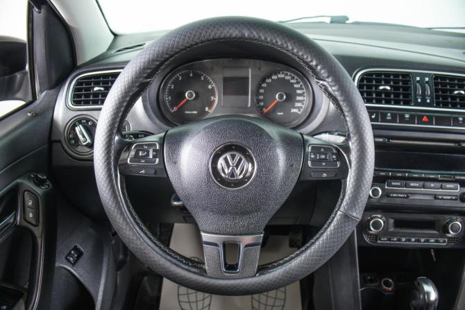 Volkswagen Polo V с пробегом 2011 года, цена 699 000 рублей, 196258 км, седан, Автокод Объявления