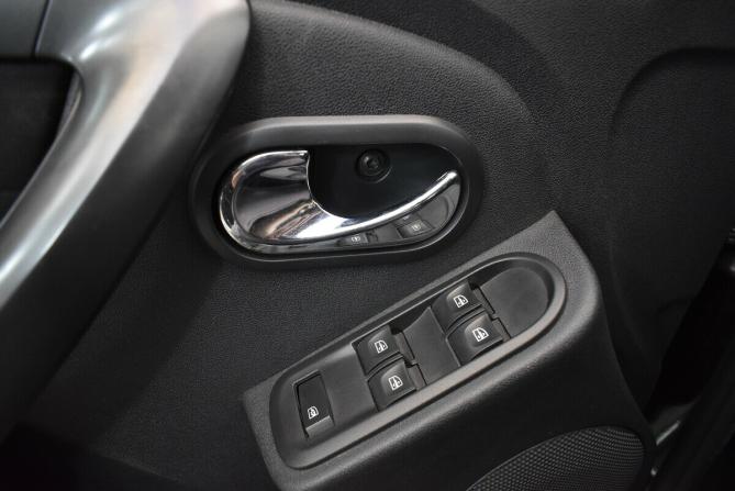 Renault Duster I Рестайлинг с пробегом 2017 года, цена 1 440 000 рублей, 104673 км, внедорожник, Автокод Объявления