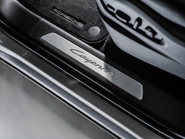 Новый Porsche Cayenne III Рестайлинг 2024 года, цена 23 472 200 рублей, внедорожник, Автокод Объявления