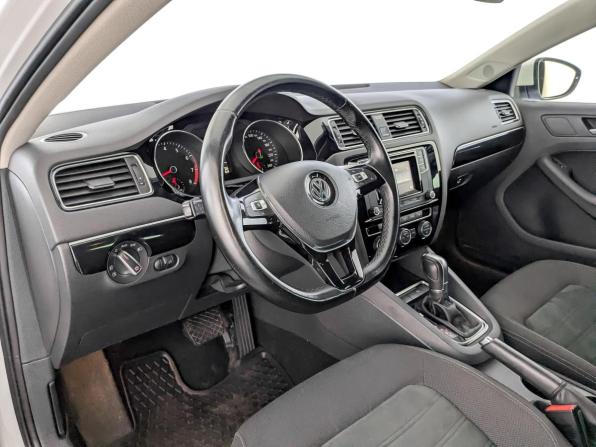 Volkswagen Jetta VI Рестайлинг с пробегом 2016 года, цена 1 490 000 рублей, 81427 км, седан, Автокод Объявления