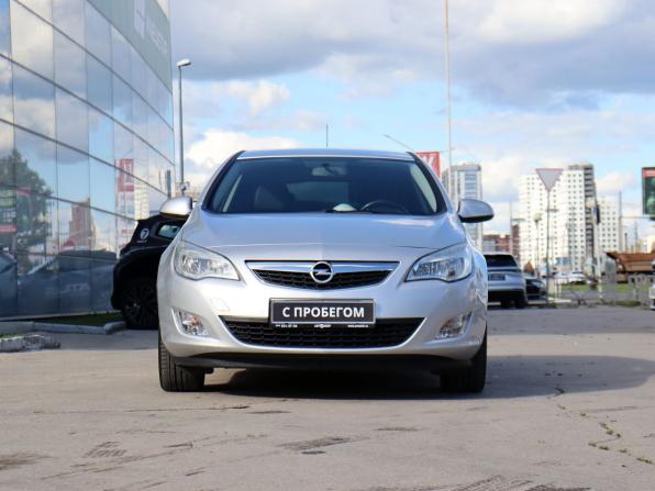 Opel Astra J с пробегом 2011 года, цена 675 000 рублей, 141490 км, хэтчбек, Автокод Объявления
