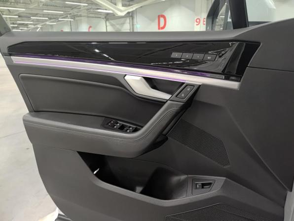 Volkswagen Touareg III с пробегом 2020 года, цена 5 480 000 рублей, 107027 км, внедорожник, Автокод Объявления