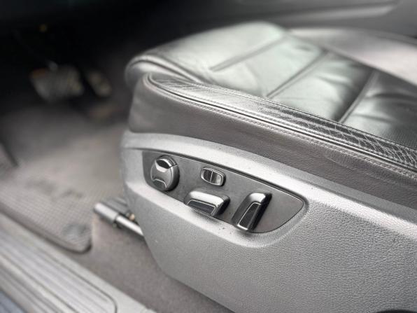 Volkswagen Touareg II с пробегом 2011 года, цена 1 749 000 рублей, 236720 км, внедорожник, Автокод Объявления