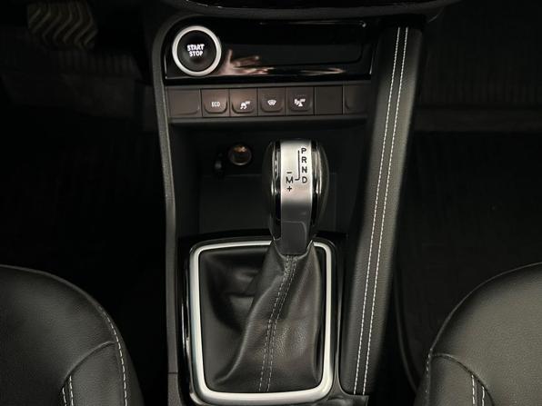 Renault Kaptur I Рестайлинг с пробегом 2021 года, цена 1 740 000 рублей, 45652 км, внедорожник, Автокод Объявления