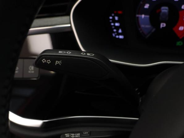Audi Q3 II (F3) с пробегом 2019 года, цена 3 175 000 рублей, 70200 км, внедорожник, Автокод Объявления