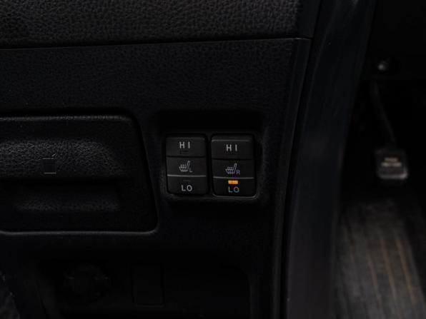 Toyota Voxy III (R80) с пробегом 2014 года, цена 1 715 000 рублей, 206675 км, минивэн, Автокод Объявления