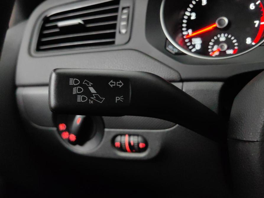Volkswagen Jetta VI Рестайлинг Подольск  - изображение 20