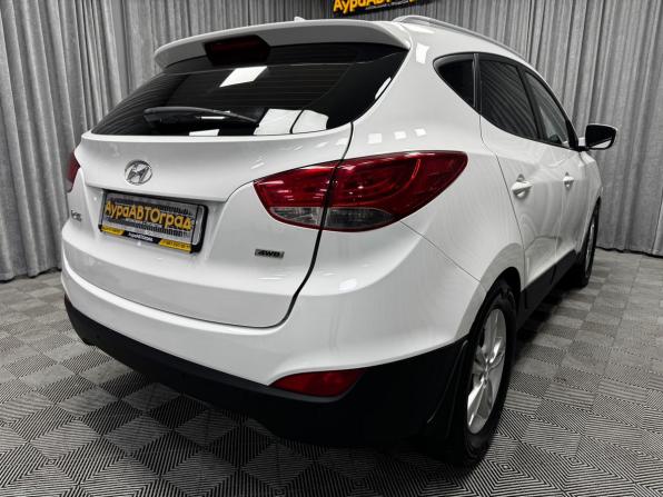 Hyundai ix35 I Рестайлинг с пробегом 2013 года, цена 1 350 000 рублей, 203505 км, внедорожник, Автокод Объявления