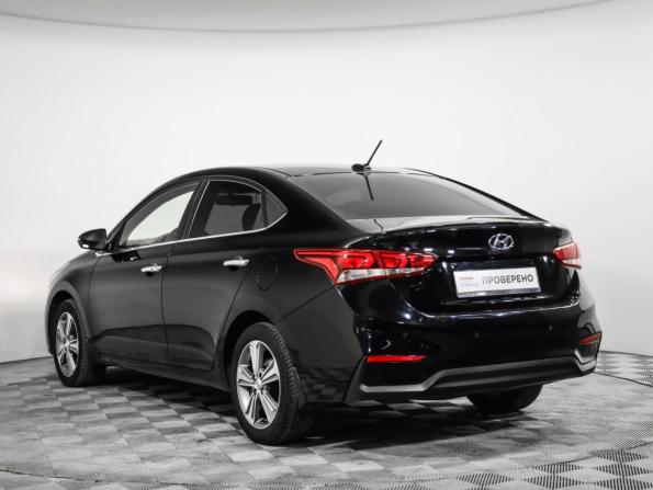 Hyundai Solaris II с пробегом 2018 года, цена 1 450 000 рублей, 162415 км, седан, Автокод Объявления