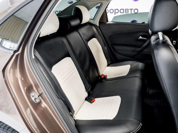 Volkswagen Polo V Рестайлинг с пробегом 2017 года, цена 1 210 000 рублей, 76278 км, седан, Автокод Объявления