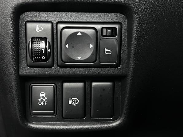 Nissan Juke I с пробегом 2012 года, цена 999 000 рублей, 197000 км, внедорожник, Автокод Объявления