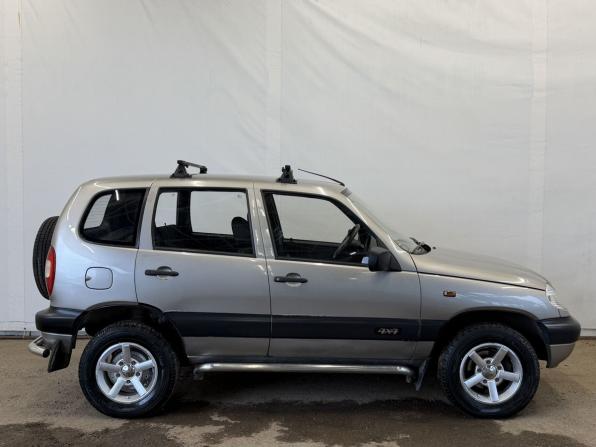 Chevrolet Niva I с пробегом 2008 года, цена 440 000 рублей, 116730 км, внедорожник, Автокод Объявления