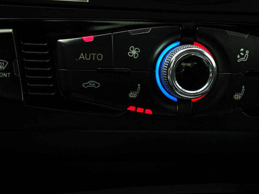 Audi A4 IV (B8) Рестайлинг Москва  - изображение 15