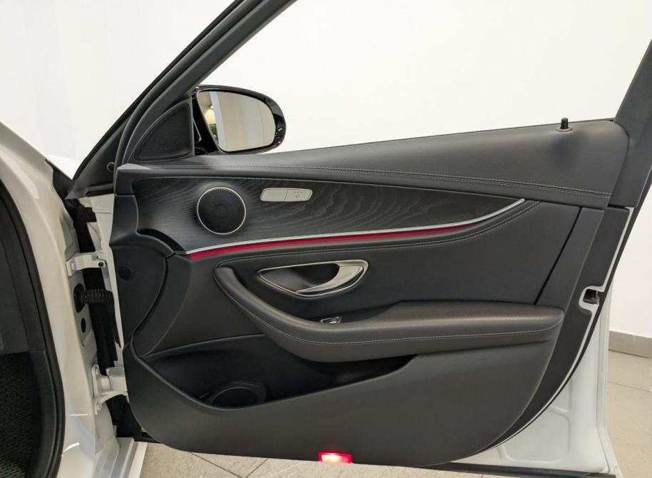 Mercedes-Benz E-Класс V (W213 S213 C238) Рестайлинг Санкт-Петербург  - изображение 25