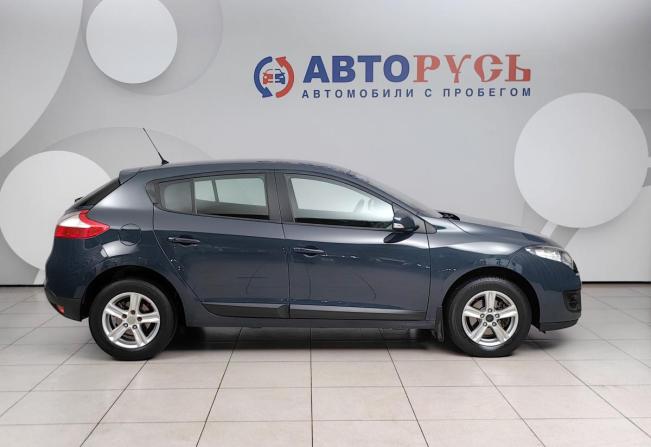 Renault Megane III Рестайлинг с пробегом 2013 года, цена 875 000 рублей, 119105 км, хэтчбек, Автокод Объявления