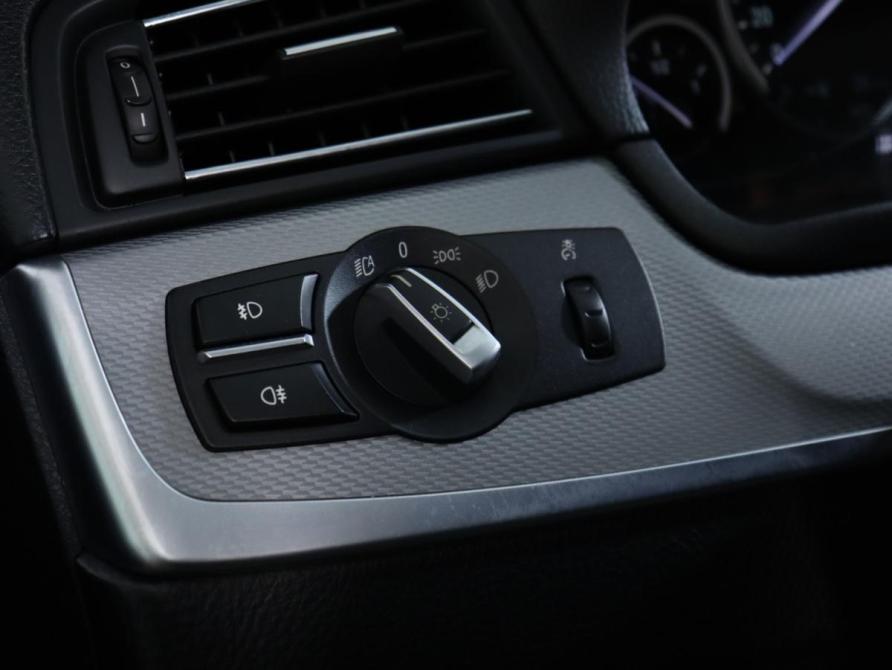 BMW 5 серии VI (F10/F11/F07) Рестайлинг Санкт-Петербург  - изображение 18