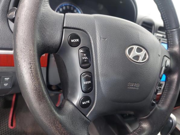 Hyundai Santa Fe II с пробегом 2008 года, цена 1 050 000 рублей, 217324 км, внедорожник, Автокод Объявления
