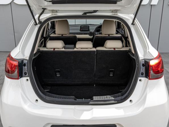 Mazda Demio IV (DJ) с пробегом 2015 года, цена 1 050 000 рублей, 205004 км, хэтчбек, Автокод Объявления