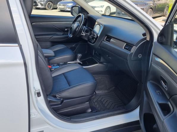 Mitsubishi Outlander III Рестайлинг 3 с пробегом 2020 года, цена 2 990 000 рублей, 78522 км, внедорожник, Автокод Объявления
