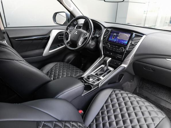 Mitsubishi Pajero Sport III с пробегом 2019 года, цена 2 898 000 рублей, 133441 км, внедорожник, Автокод Объявления