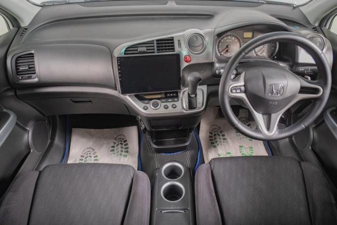 Honda Stream II Рестайлинг с пробегом 2013 года, цена 1 299 000 рублей, 170610 км, компактвэн, Автокод Объявления