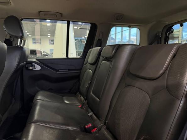 Nissan Pathfinder III Рестайлинг с пробегом 2012 года, цена 1 499 900 рублей, 203000 км, внедорожник, Автокод Объявления
