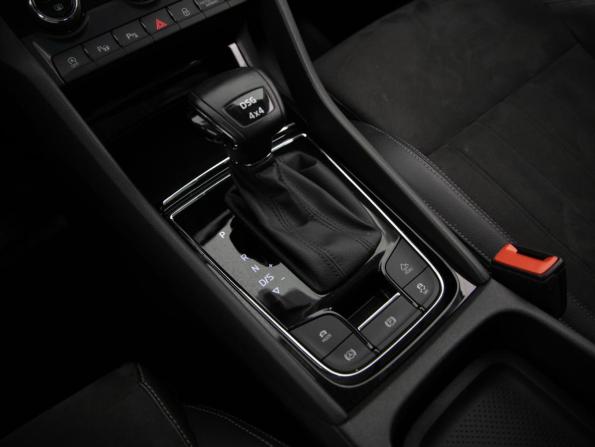 Skoda Karoq I с пробегом 2020 года, цена 2 249 000 рублей, 94350 км, внедорожник, Автокод Объявления