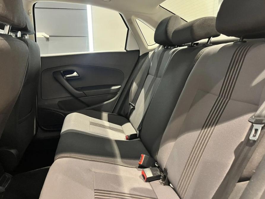 Volkswagen Polo V Рестайлинг Новосибирск  - изображение 20