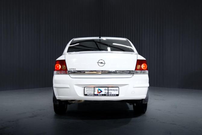 Opel Astra H Рестайлинг с пробегом 2011 года, цена 490 000 рублей, 211942 км, седан, Автокод Объявления