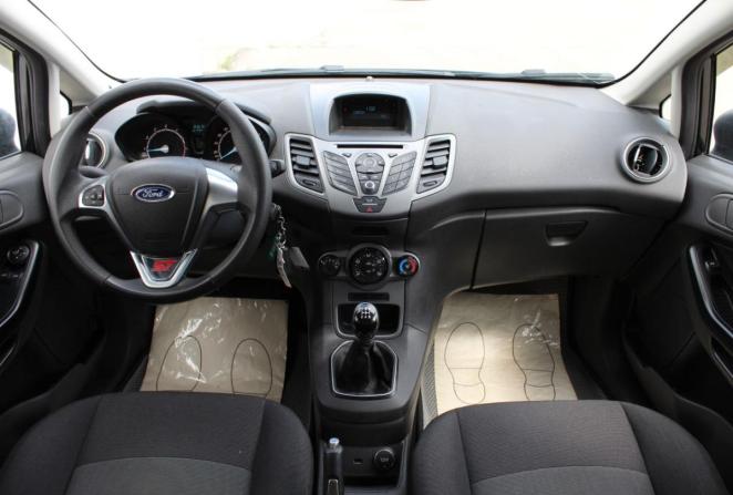 Ford Fiesta Mk6 Рестайлинг с пробегом 2016 года, цена 810 000 рублей, 184619 км, седан, Автокод Объявления