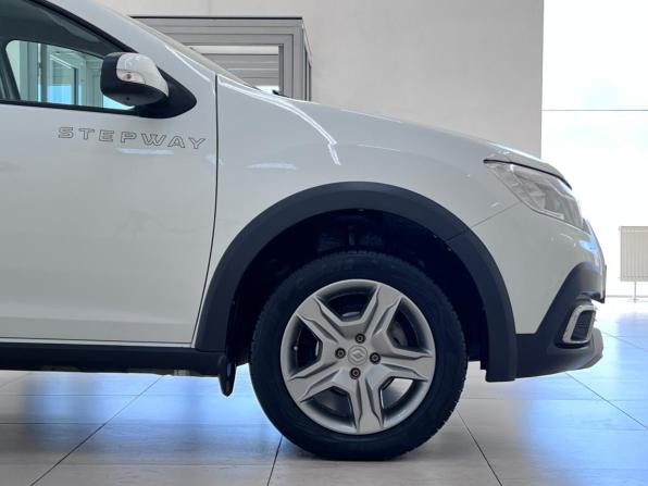 Renault Logan II Рестайлинг с пробегом 2020 года, цена 1 160 000 рублей, 114780 км, седан, Автокод Объявления